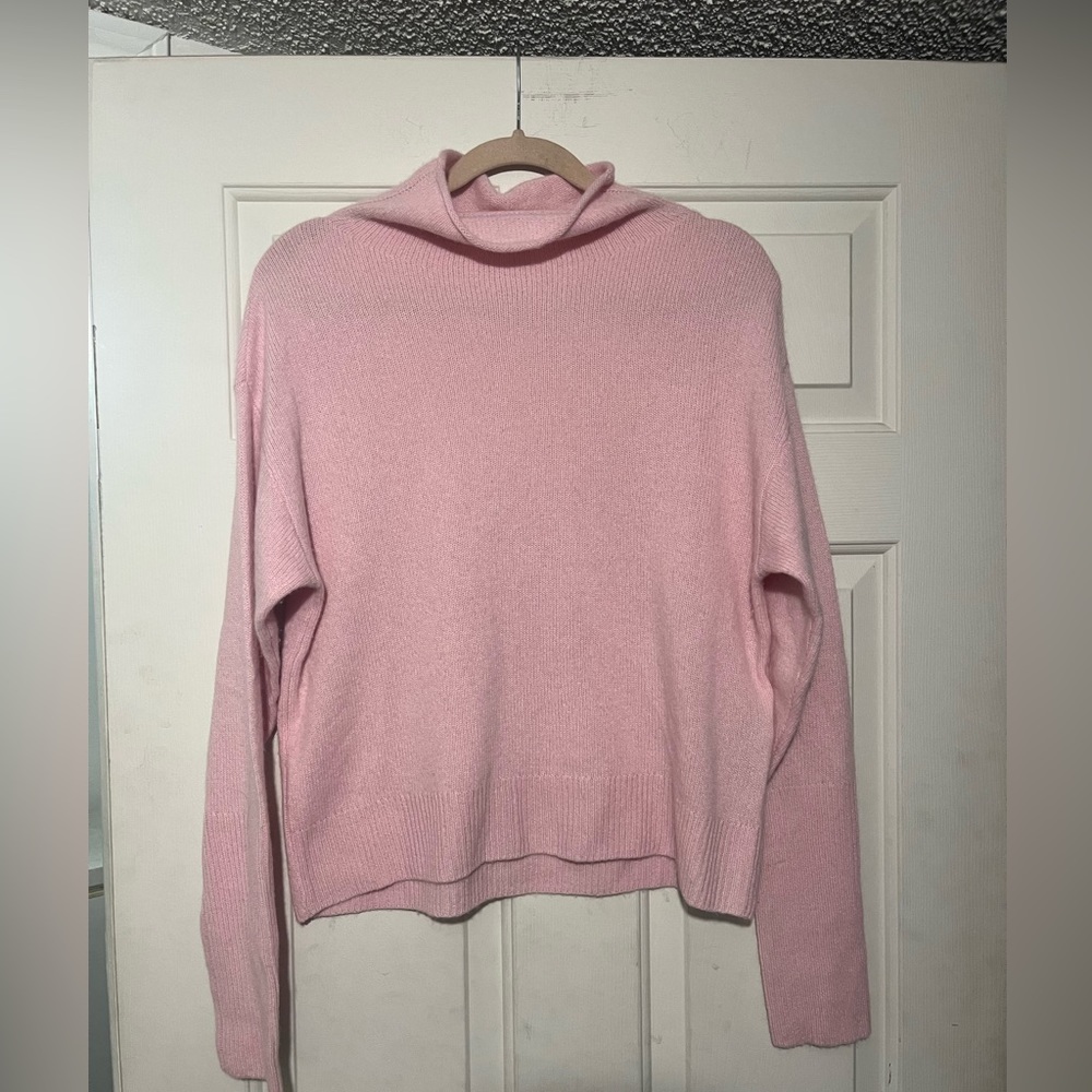 aritzia Wilfred cyprie cashmere sweater